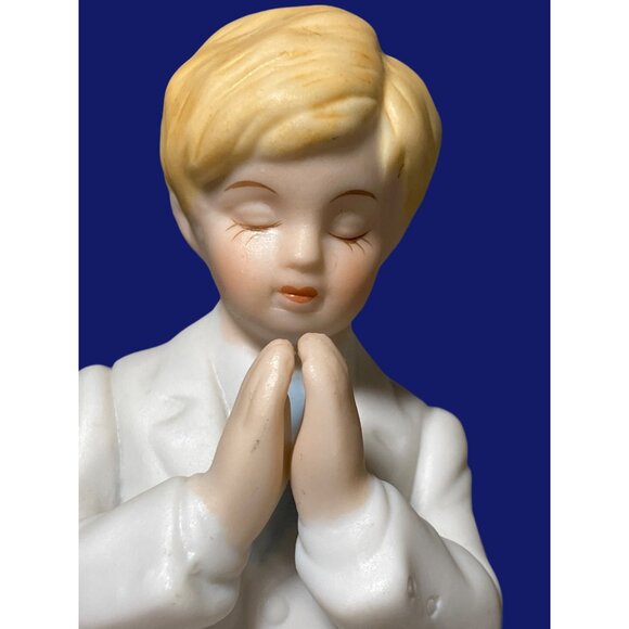 Confirmation/ First Communion Praying Kneeling  boy Enesco 1987 - Picture 6 of 10